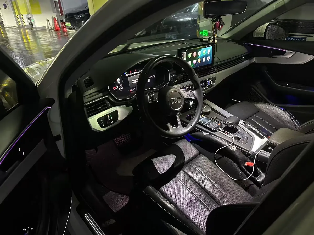 2020 Audi A4L 2.0T 190HP L4 7DCT,autocango,china used car exporter,china ev exporter,chinese used car exporter,chinese used ev exporter