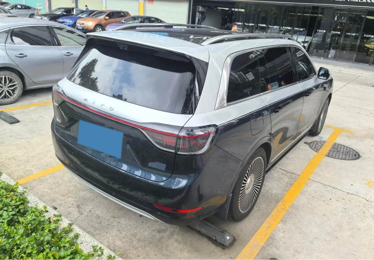 2024 AITO AITO M9 1.5T 152HP L4 REEV 42KWH,autocango,china used car exporter,china ev exporter,chinese used car exporter,chinese used ev exporter