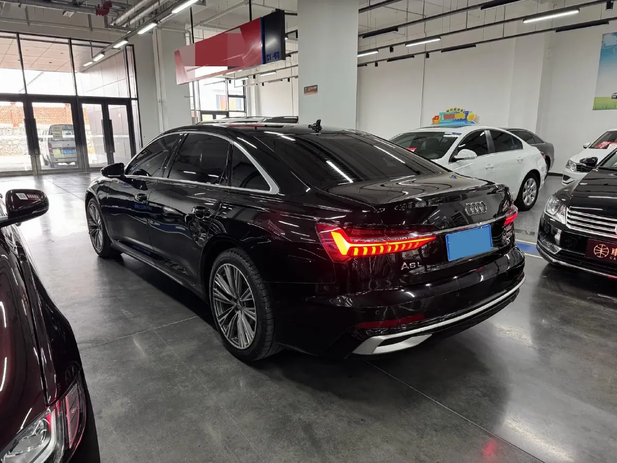 2023 Audi A6L 2.0T 190HP L4 7DCT,autocango,china used car exporter,china ev exporter,chinese used car exporter,chinese used ev exporter