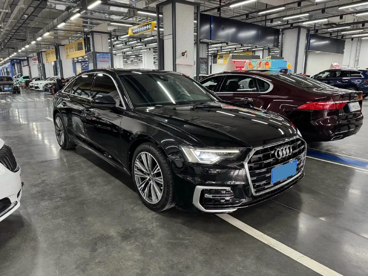 2023 Audi A6L 2.0T 190HP L4 7DCT,autocango,china used car exporter,china ev exporter,chinese used car exporter,chinese used ev exporter