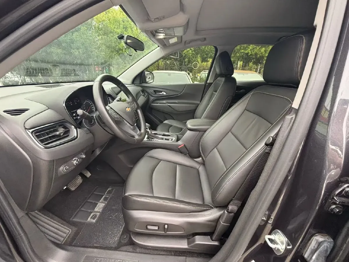 2022 Chevrolet Equinox 1.5T 169HP L4 6AT,autocango,china used car exporter,china ev exporter,chinese used car exporter,chinese used ev exporter