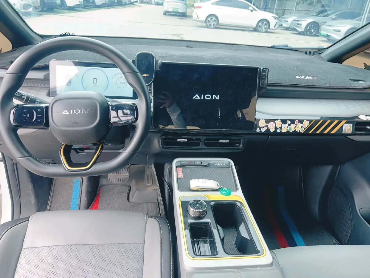 2022 Geely Okavango 1.8T 184HP L4 7DCT,autocango,china used car exporter,china ev exporter,chinese used car exporter,chinese used ev exporter