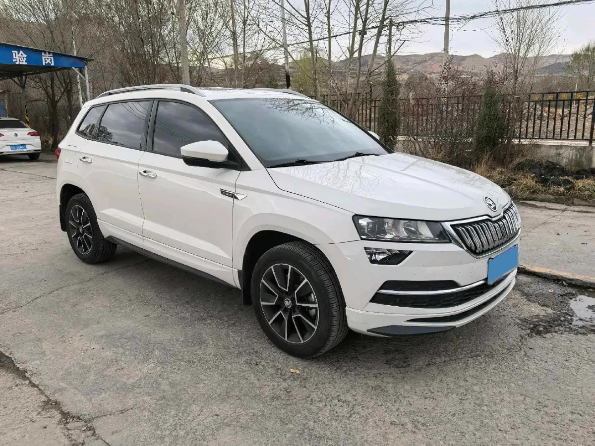 2022 Skoda Karoq 1.4T 150HP L4 7DCT,autocango,china used car exporter,china ev exporter,chinese used car exporter,chinese used ev exporter