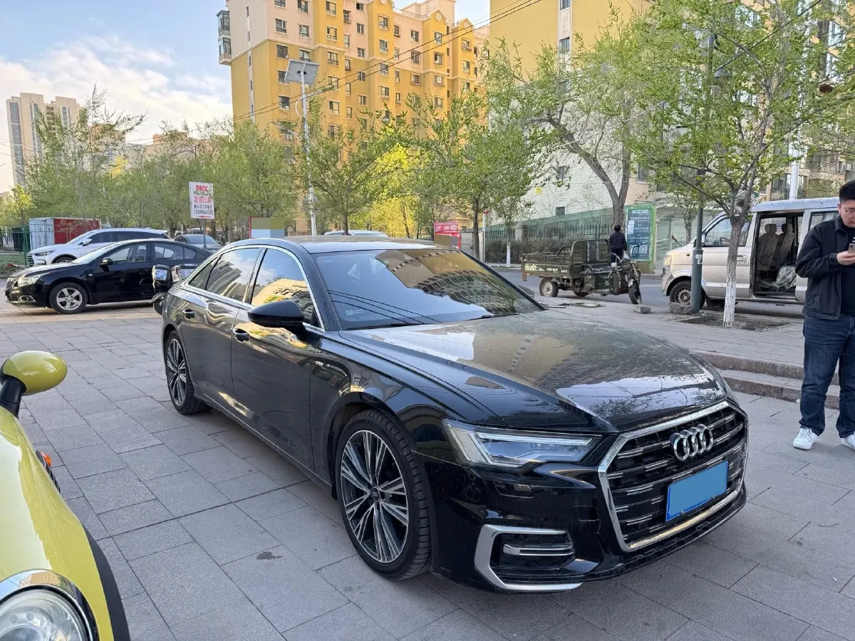 2023 Audi A6L 2.0T 190HP L4 7DCT,autocango,china used car exporter,china ev exporter,chinese used car exporter,chinese used ev exporter