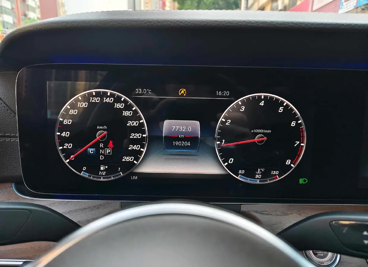 2020 Mercedes-Benz E Class 2.0T 258HP L4 9AT,autocango,china used car exporter,china ev exporter,chinese used car exporter,chinese used ev exporter