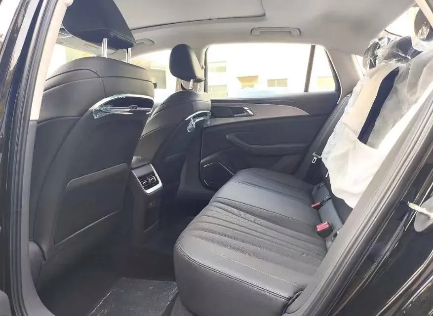 2024 HongQi H5 1.5T 169HP L4 7DCT,autocango,china used car exporter,china ev exporter,chinese used car exporter,chinese used ev exporter