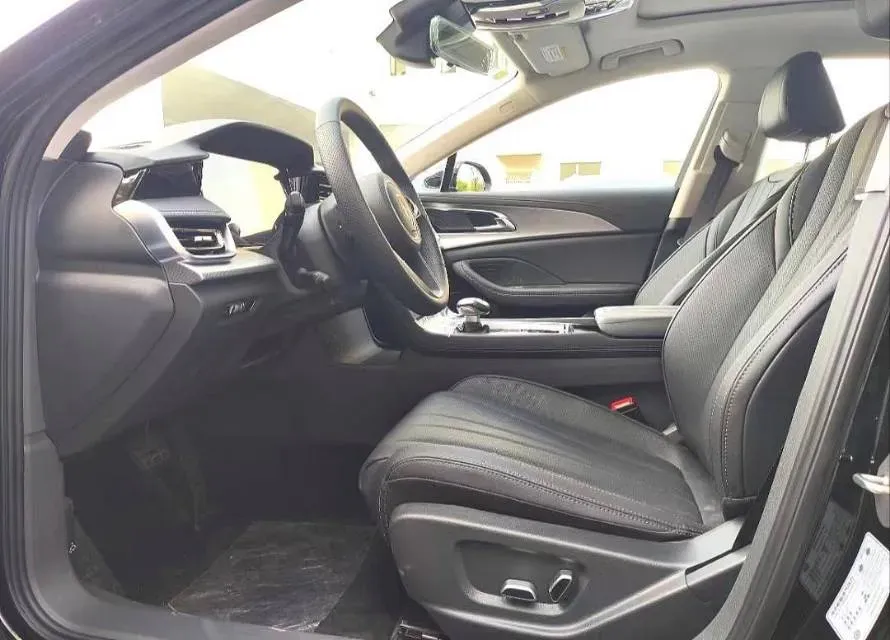 2024 HongQi H5 1.5T 169HP L4 7DCT,autocango,china used car exporter,china ev exporter,chinese used car exporter,chinese used ev exporter