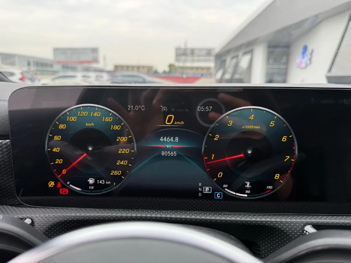 2022 Mercedes-Benz A Class 1.3T 163HP L4 7DCT,autocango,china used car exporter,china ev exporter,chinese used car exporter,chinese used ev exporter