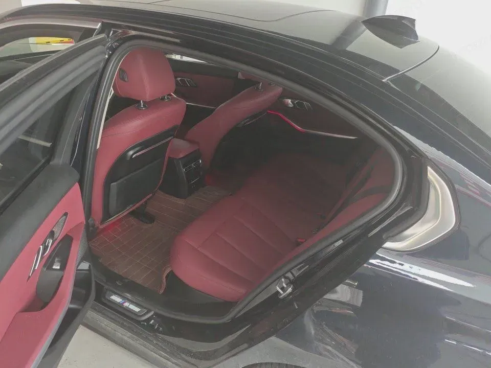 2021 BMW 3 Series 2.0T 156HP L4 8AT,autocango,china used car exporter,china ev exporter,chinese used car exporter,chinese used ev exporter