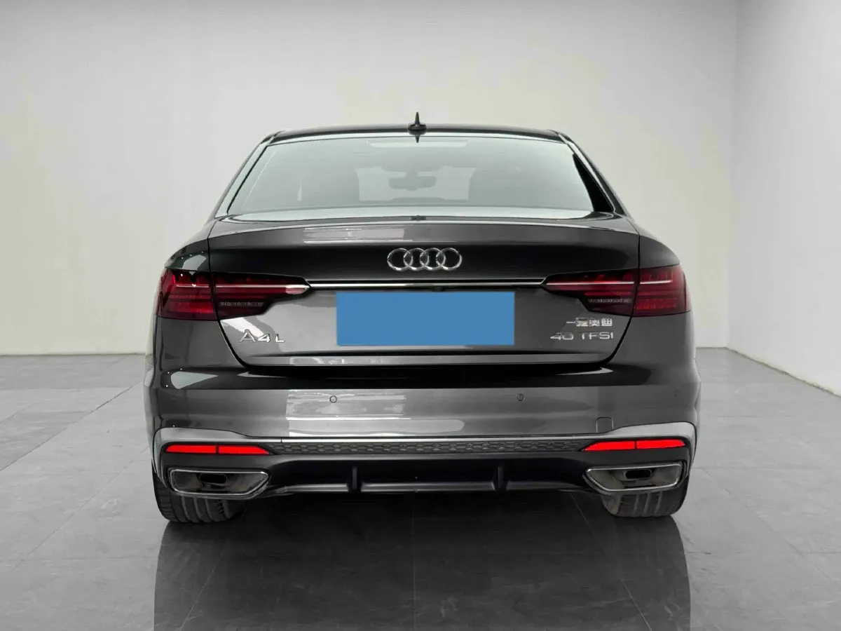 2020 Audi A4L 2.0T 190HP L4 7DCT,autocango,china used car exporter,china ev exporter,chinese used car exporter,chinese used ev exporter