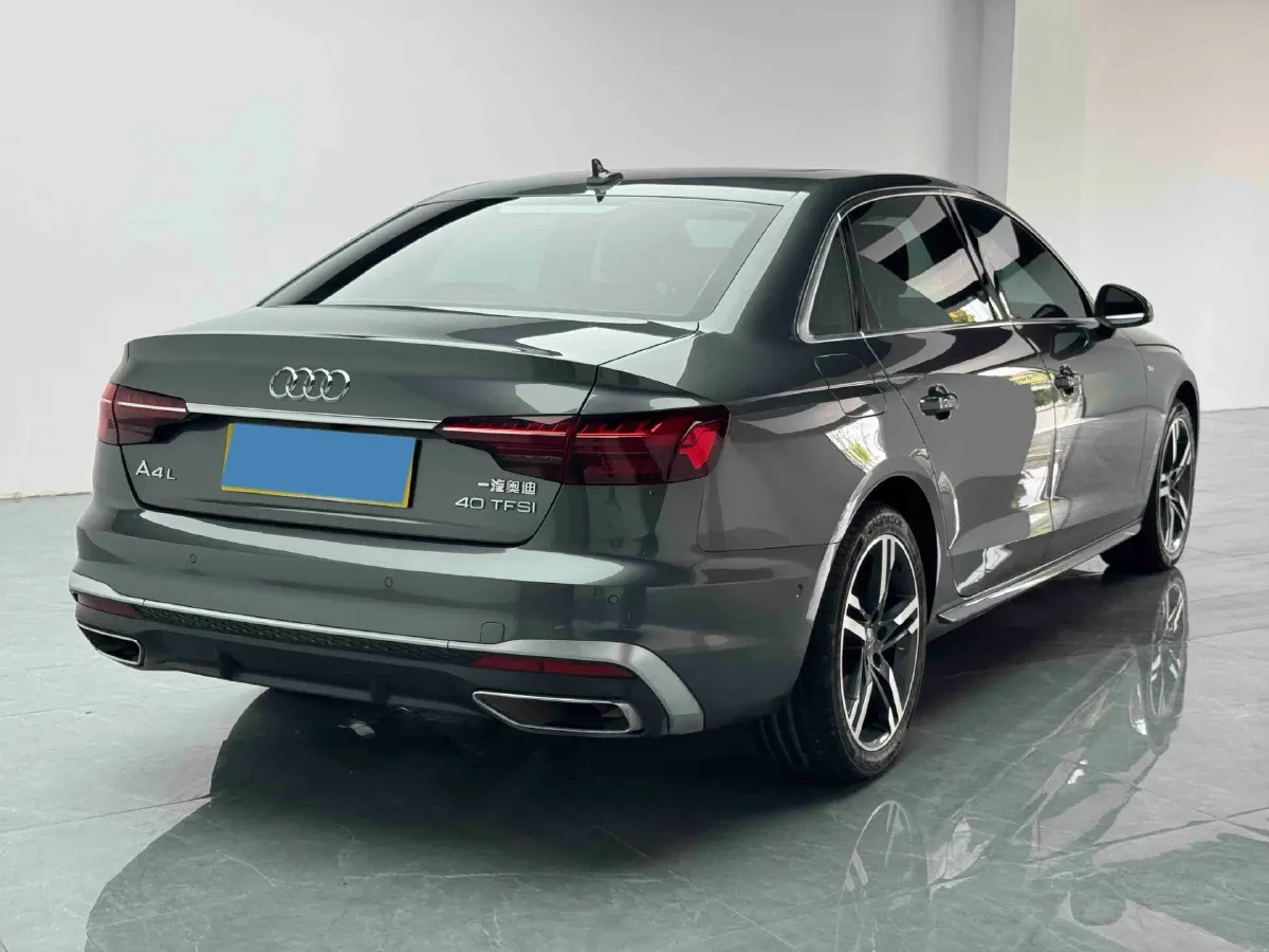 2020 Audi A4L 2.0T 190HP L4 7DCT,autocango,china used car exporter,china ev exporter,chinese used car exporter,chinese used ev exporter