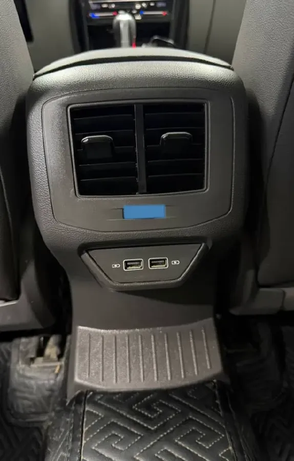 2021 Volkswagen T-Roc 1.4T 150HP L4 7DCT,autocango,china used car exporter,china ev exporter,chinese used car exporter,chinese used ev exporter