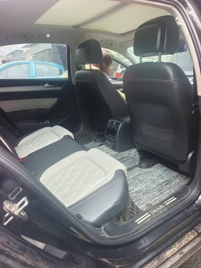 2023 Volkswagen Magotan 2.0T 186HP L4 7DCT,autocango,china used car exporter,china ev exporter,chinese used car exporter,chinese used ev exporter