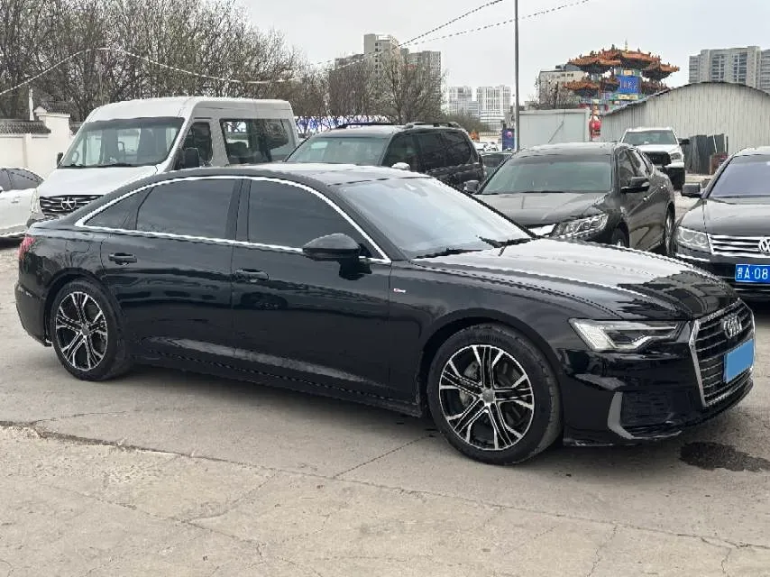 2020 Audi A6L 2.0T 224HP L4 7DCT,autocango,china used car exporter,china ev exporter,chinese used car exporter,chinese used ev exporter