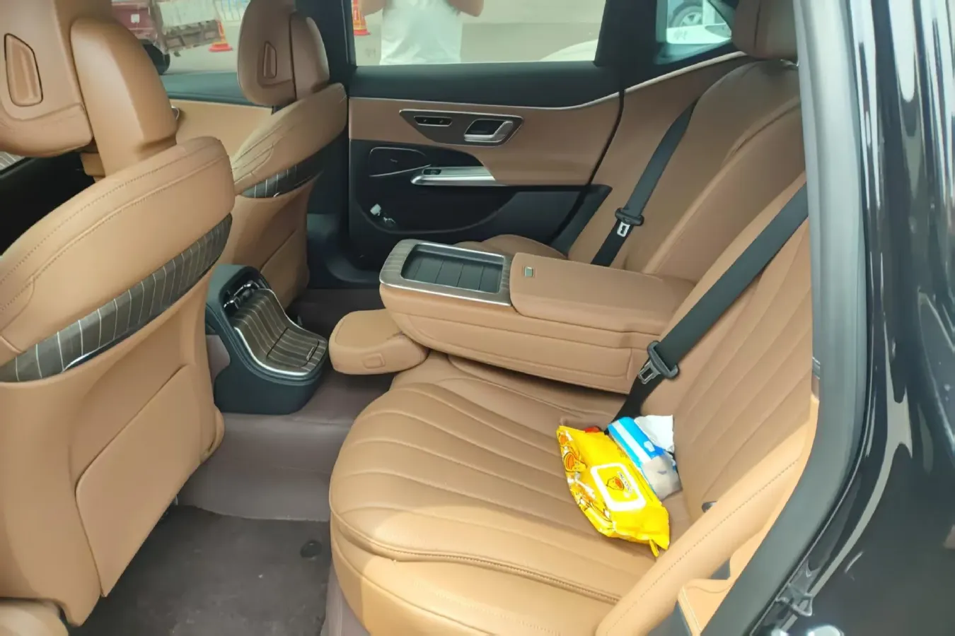 2024 Mercedes-Benz E Class 2.0T 258HP L4 9AT,autocango,china used car exporter,china ev exporter,chinese used car exporter,chinese used ev exporter