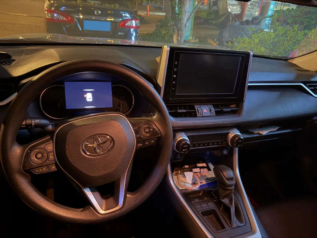 2020 Toyota RAV4 2.0L 171HP L4 CVT,autocango,china used car exporter,china ev exporter,chinese used car exporter,chinese used ev exporter