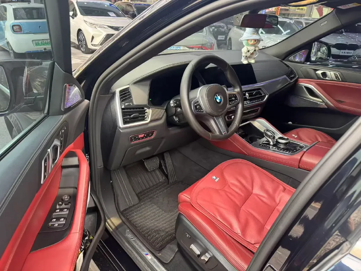 2020 BMW X6 3.0T 340HP L6 8AT,autocango,china used car exporter,china ev exporter,chinese used car exporter,chinese used ev exporter