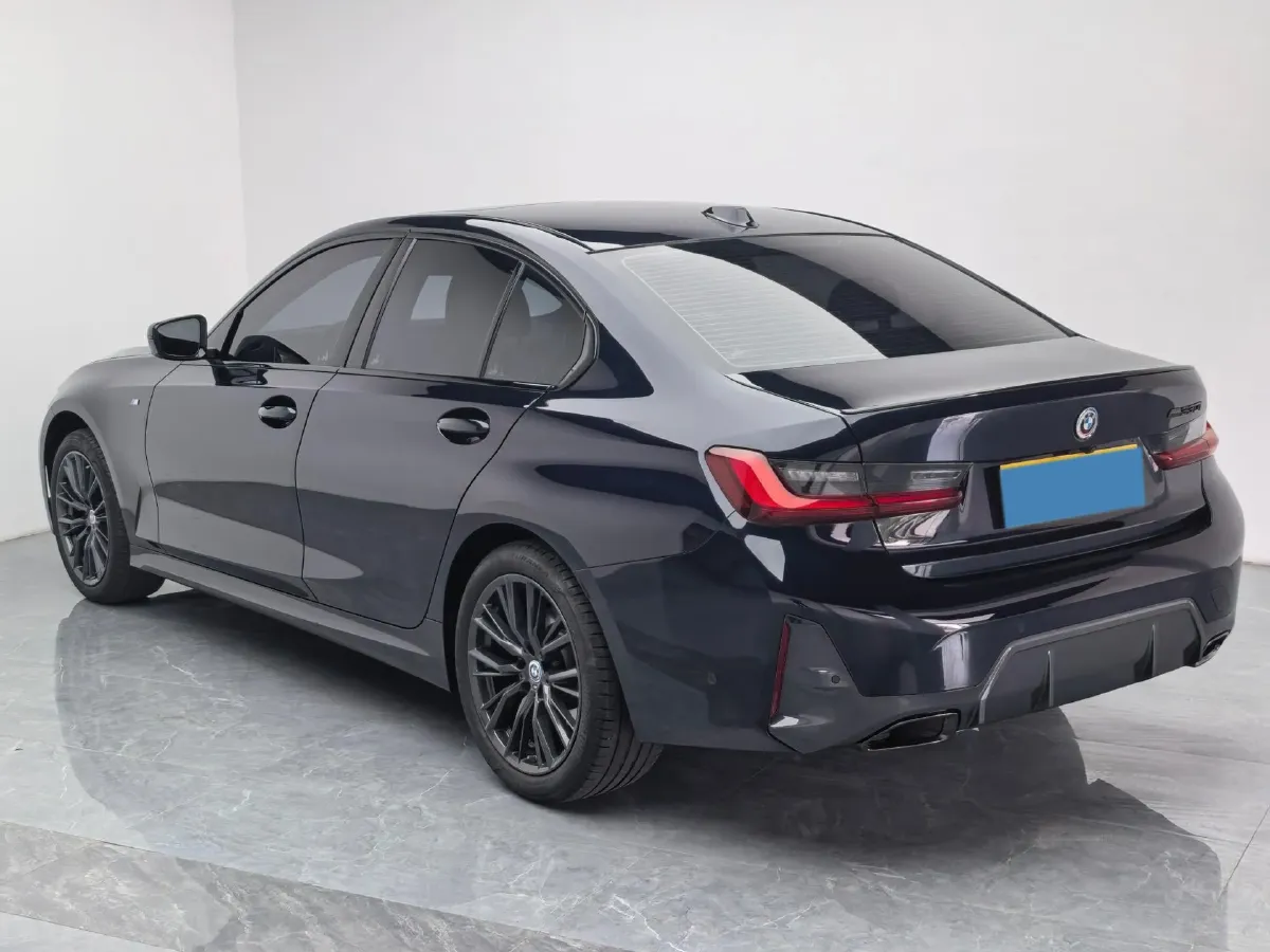 2023 BMW 3 Series 2.0T 184HP L4 8AT,autocango,china used car exporter,china ev exporter,chinese used car exporter,chinese used ev exporter