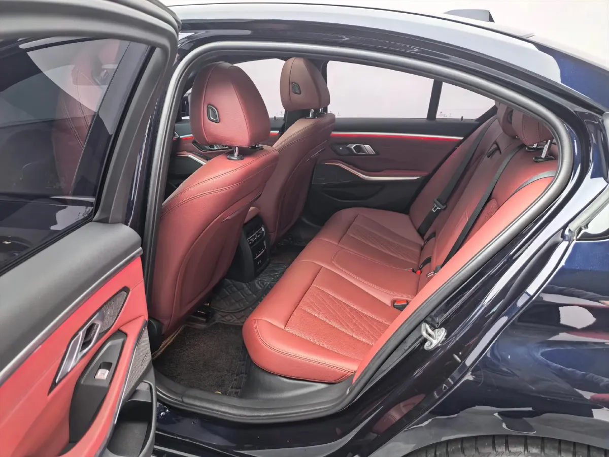 2023 BMW 3 Series 2.0T 184HP L4 8AT,autocango,china used car exporter,china ev exporter,chinese used car exporter,chinese used ev exporter