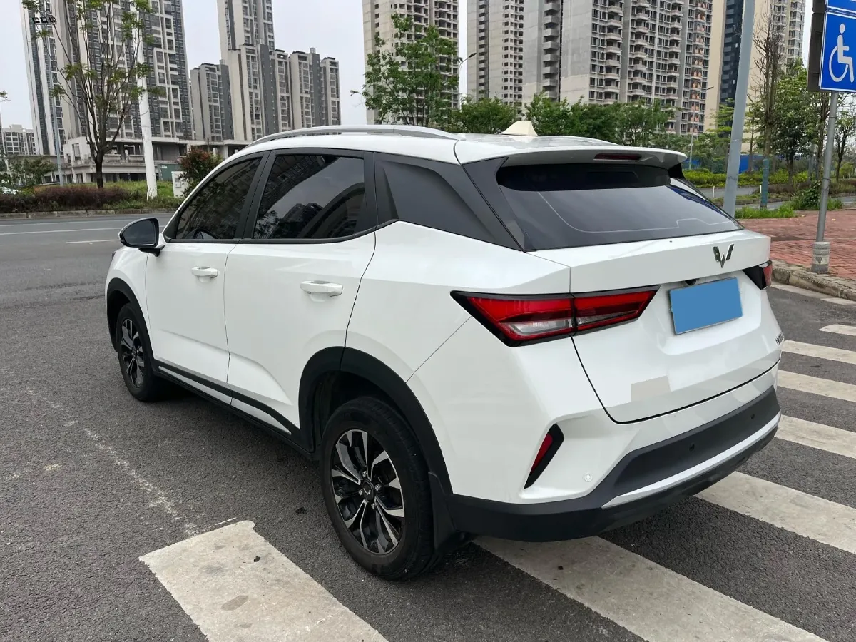 2022 WuLing XingChi 1.5L 99HP L4 6MT,autocango,china used car exporter,china ev exporter,chinese used car exporter,chinese used ev exporter