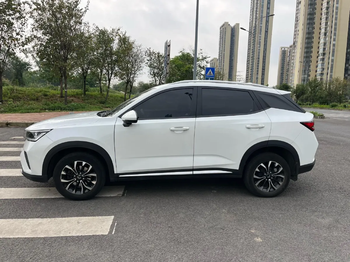 2022 WuLing XingChi 1.5L 99HP L4 6MT,autocango,china used car exporter,china ev exporter,chinese used car exporter,chinese used ev exporter