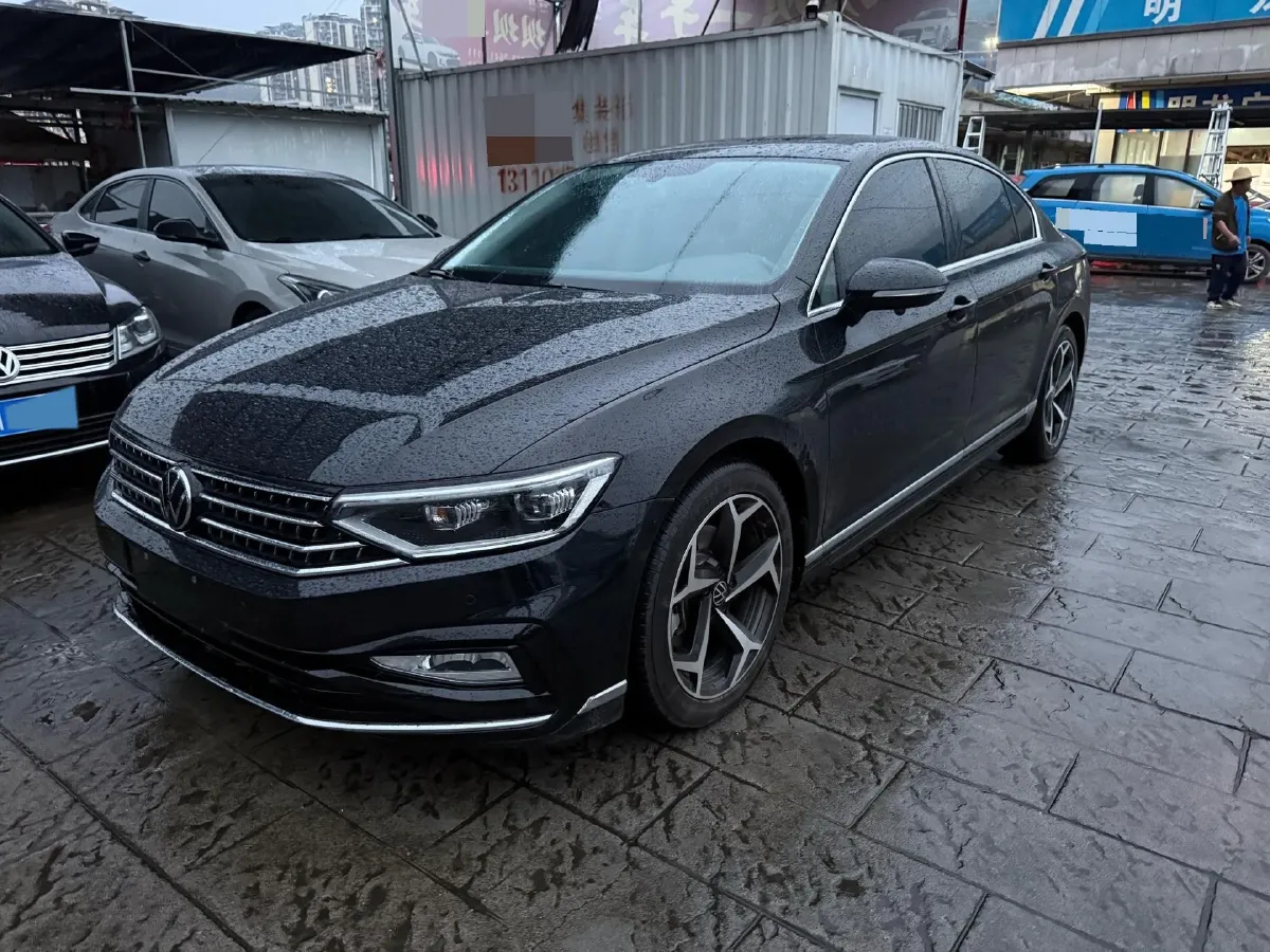2023 Volkswagen Magotan 2.0T 186HP L4 7DCT,autocango,china used car exporter,china ev exporter,chinese used car exporter,chinese used ev exporter