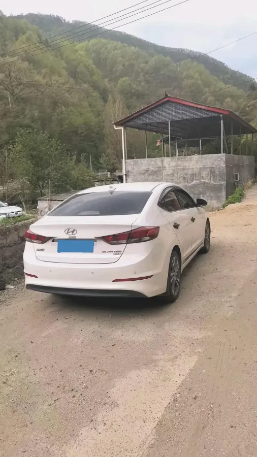 2018 Hyundai Elantra 1.6L 130HP L4 6AT,autocango,china used car exporter,china ev exporter,chinese used car exporter,chinese used ev exporter