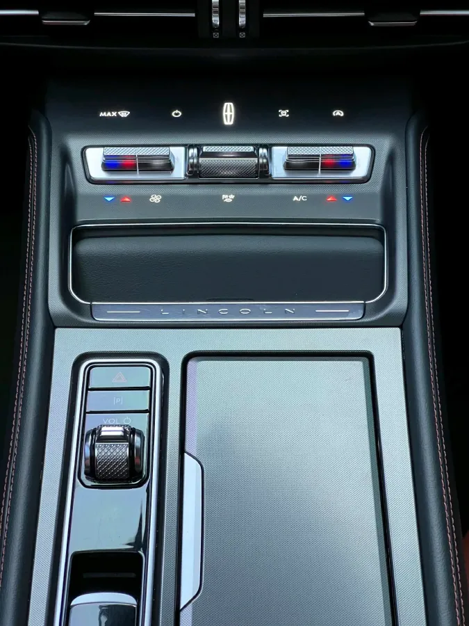 2022 Lincoln Z 2.0T 246HP L4 8AT,autocango,china used car exporter,china ev exporter,chinese used car exporter,chinese used ev exporter