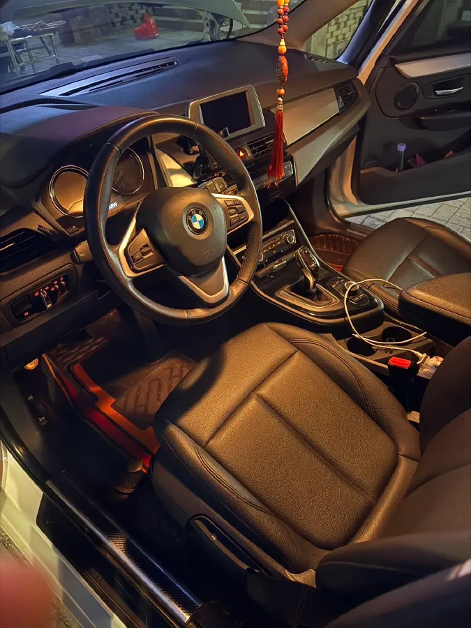 2019 BMW 2 Series SUV 1.5T 140HP L3 7DCT,autocango,china used car exporter,china ev exporter,chinese used car exporter,chinese used ev exporter