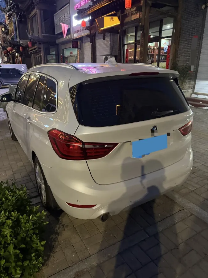 2019 BMW 2 Series SUV 1.5T 140HP L3 7DCT,autocango,china used car exporter,china ev exporter,chinese used car exporter,chinese used ev exporter
