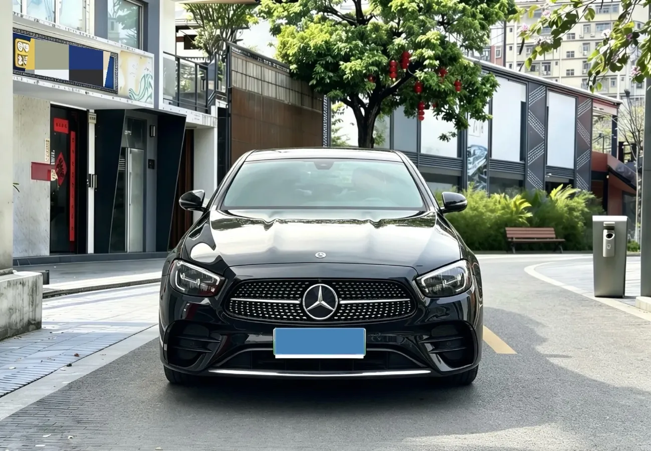 2023 Mercedes-Benz E Class 2.0T 211HP L4 9AT PHEV 25.4KWH,autocango,china used car exporter,china ev exporter,chinese used car exporter,chinese used ev exporter