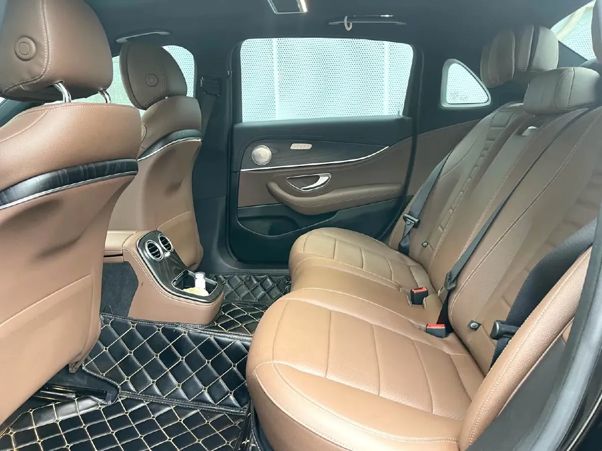 2023 Mercedes-Benz E Class 2.0T 211HP L4 9AT PHEV 25.4KWH,autocango,china used car exporter,china ev exporter,chinese used car exporter,chinese used ev exporter