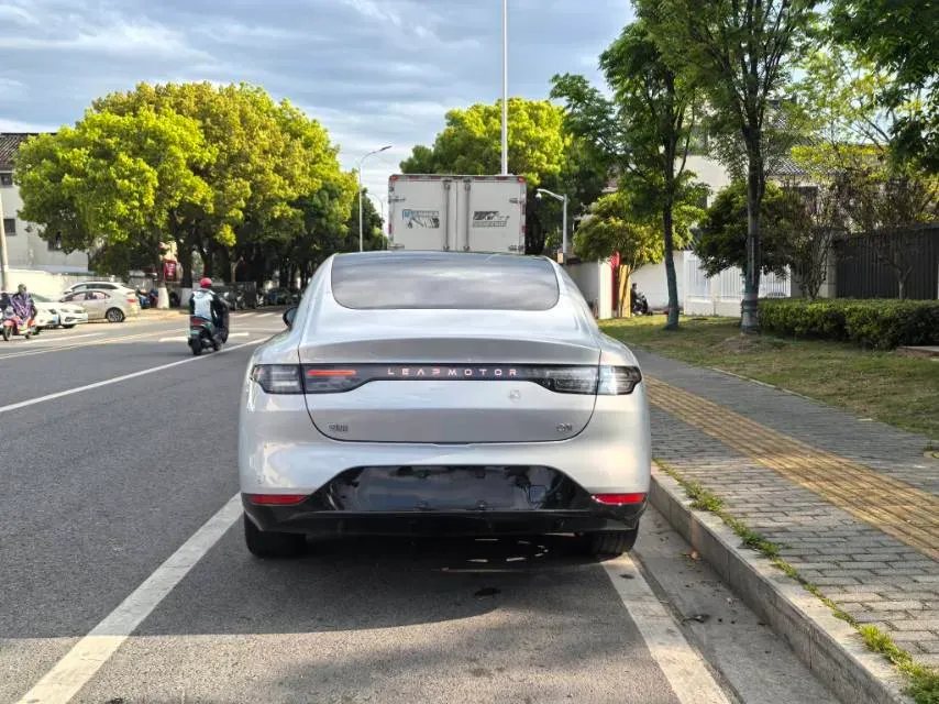 2023 Leapmotor C01 1.5L 95HP L4 REEV 30.1KWH,autocango,china used car exporter,china ev exporter,chinese used car exporter,chinese used ev exporter