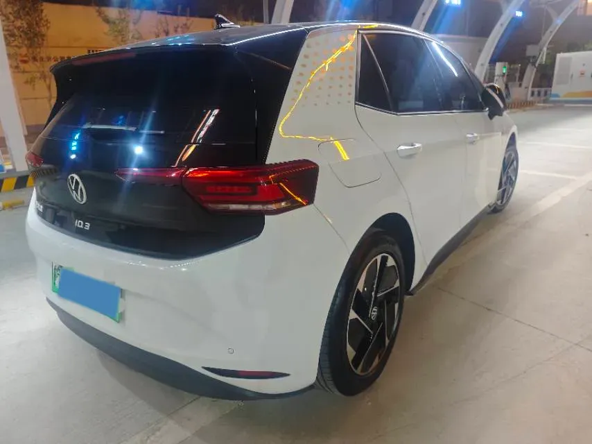 2023 Volkswagen ID.3 BEV 52.8KWH,autocango,china used car exporter,china ev exporter,chinese used car exporter,chinese used ev exporter