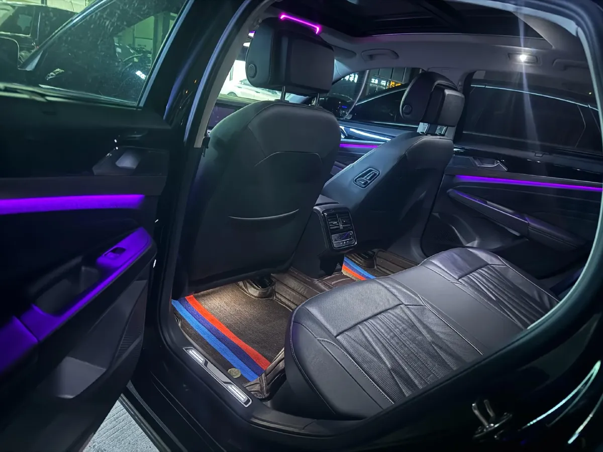 2022 Xpeng P7 BEV 60.2KWH,autocango,china used car exporter,china ev exporter,chinese used car exporter,chinese used ev exporter