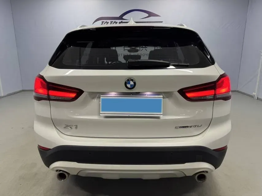 2022 BMW X1 1.5T 140HP L3 7DCT,autocango,china used car exporter,china ev exporter,chinese used car exporter,chinese used ev exporter