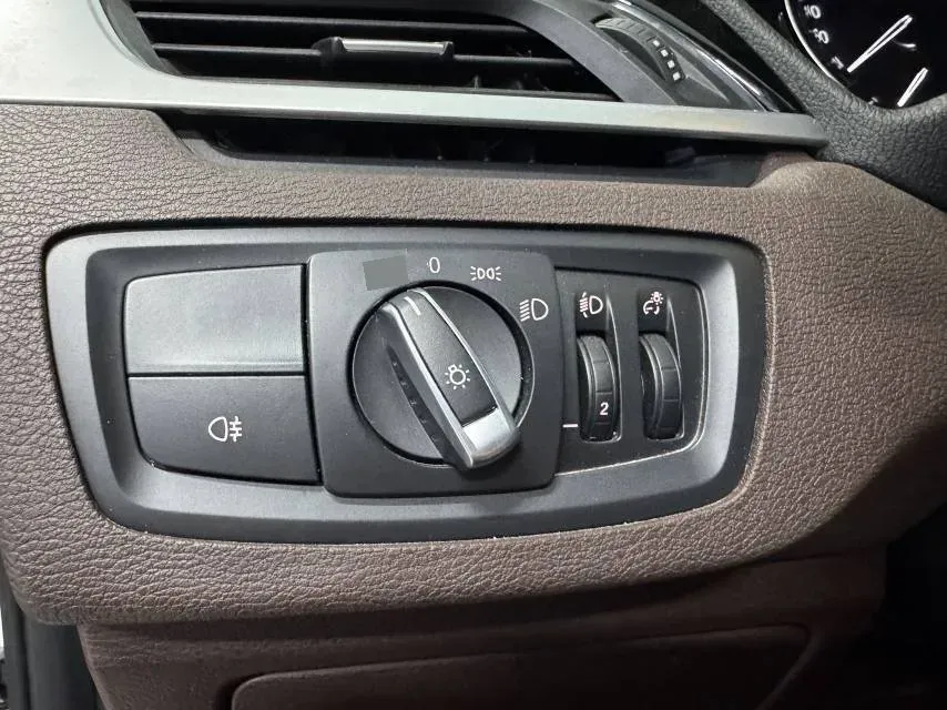 2022 BMW X1 1.5T 140HP L3 7DCT,autocango,china used car exporter,china ev exporter,chinese used car exporter,chinese used ev exporter