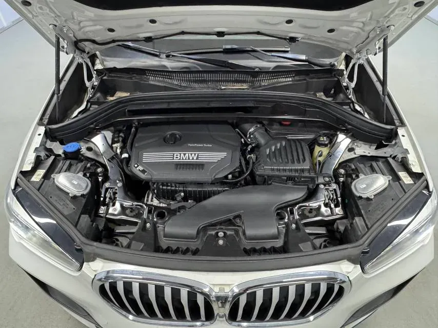 2022 BMW X1 1.5T 140HP L3 7DCT,autocango,china used car exporter,china ev exporter,chinese used car exporter,chinese used ev exporter