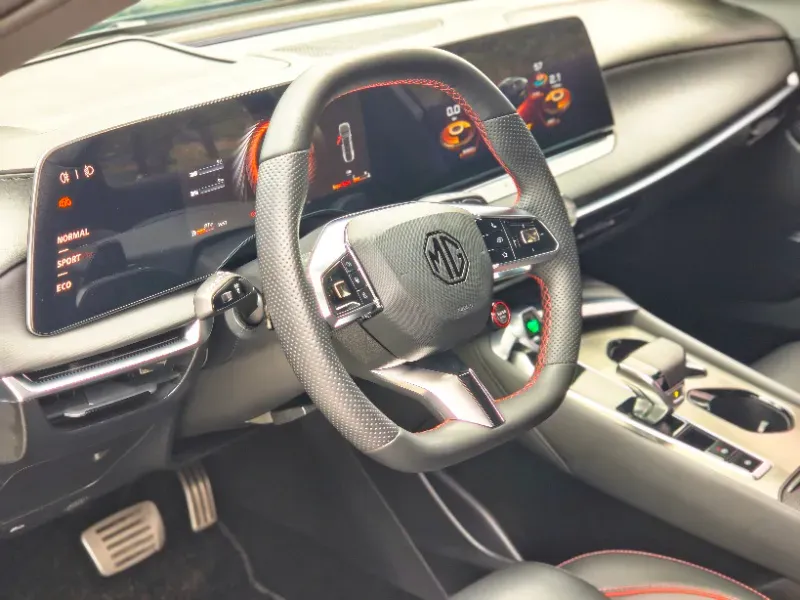 2023 MG 7 1.5T 188HP L4 7DCT,autocango,china used car exporter,china ev exporter,chinese used car exporter,chinese used ev exporter