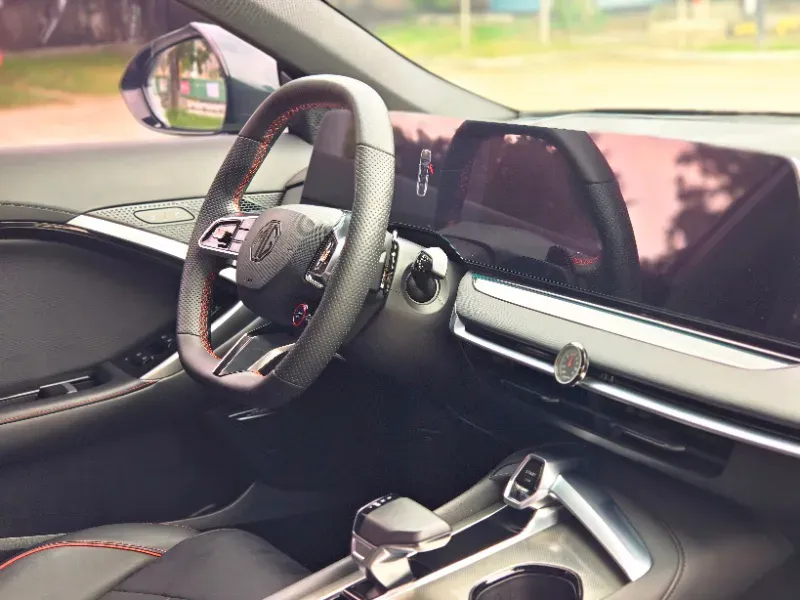 2023 MG 7 1.5T 188HP L4 7DCT,autocango,china used car exporter,china ev exporter,chinese used car exporter,chinese used ev exporter