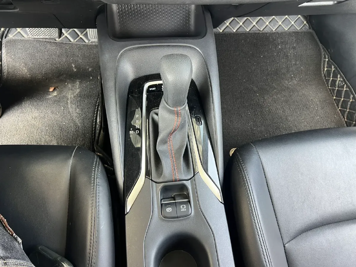 2023 Toyota Corolla 1.2T 116HP L4 CVT,autocango,china used car exporter,china ev exporter,chinese used car exporter,chinese used ev exporter