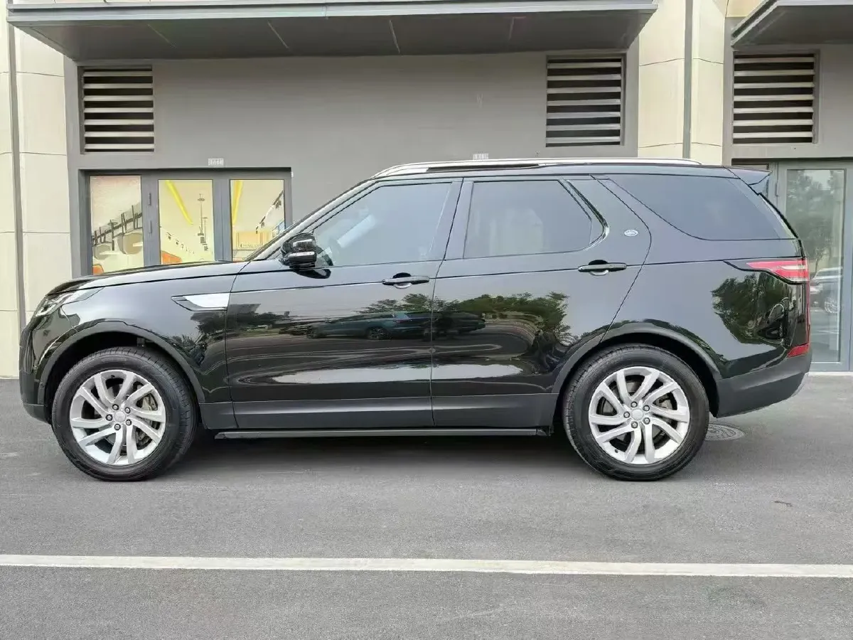 2018 Land Rover Discovery 3.0T 340HP V6 8AT,autocango,china used car exporter,china ev exporter,chinese used car exporter,chinese used ev exporter