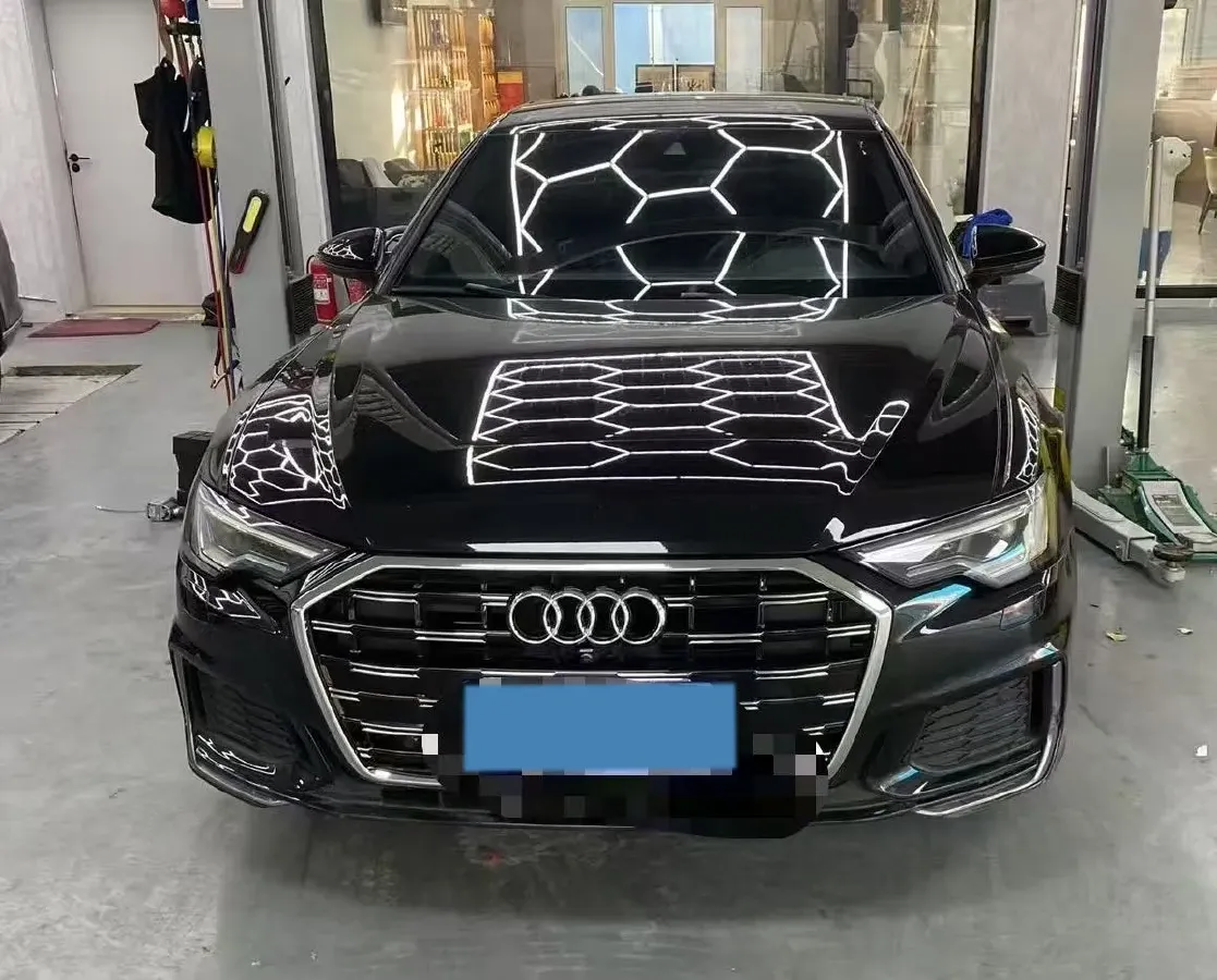 2020 Audi A6L 2.0T 224HP L4 7DCT,autocango,china used car exporter,china ev exporter,chinese used car exporter,chinese used ev exporter