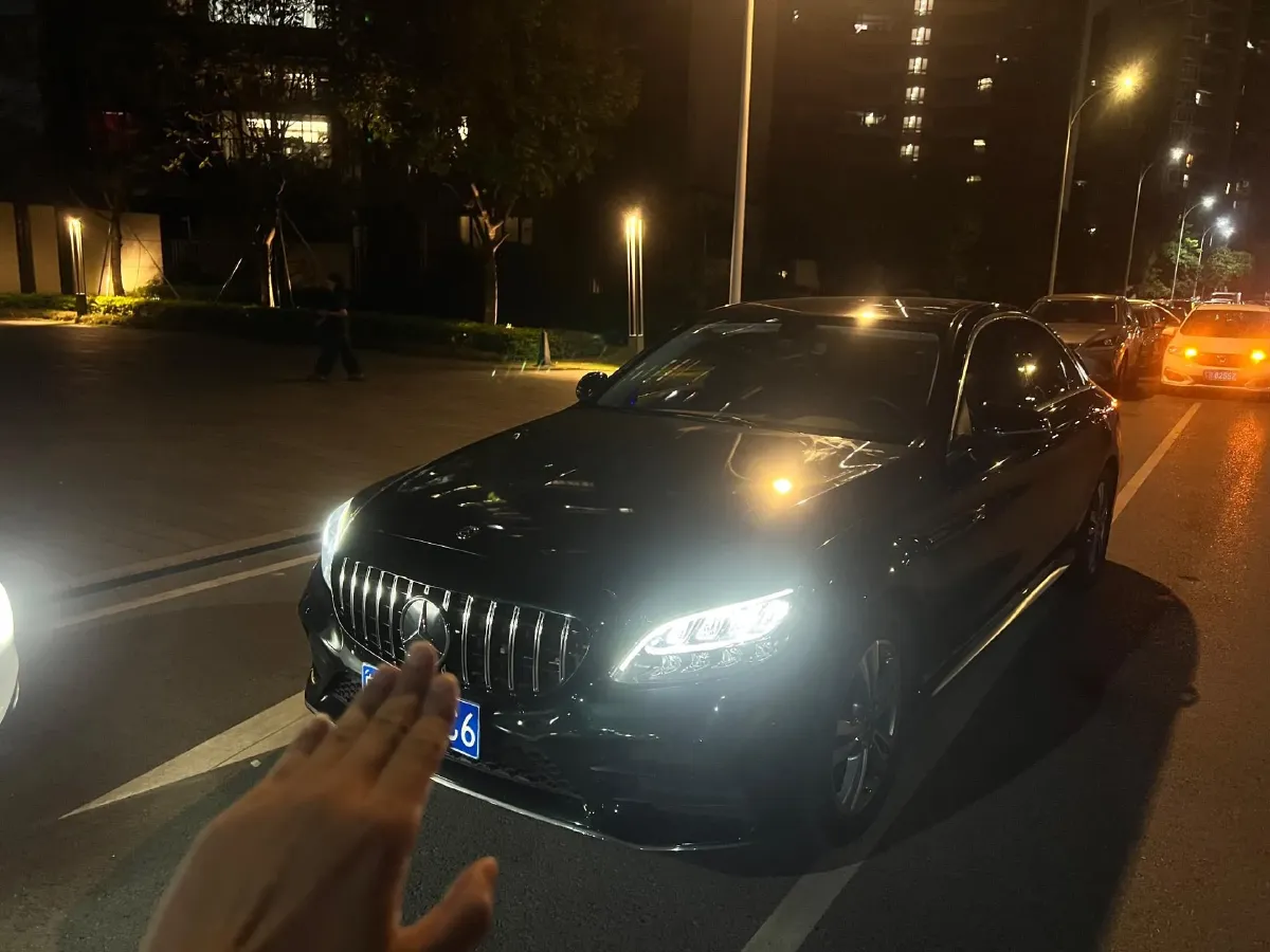 2021 Mercedes-Benz C Class 1.5T 156HP L4 9AT,autocango,china used car exporter,china ev exporter,chinese used car exporter,chinese used ev exporter