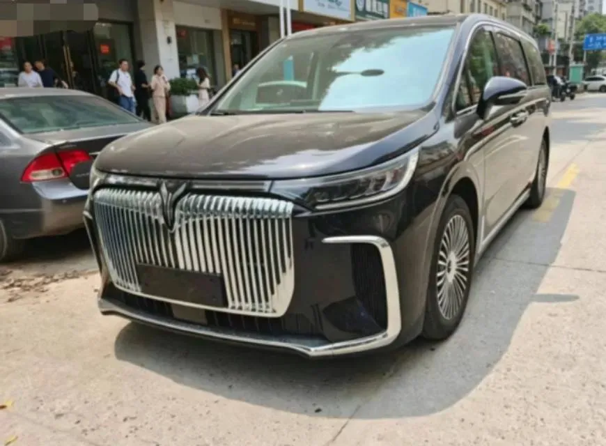 2026 Voyah Dream 1.5T 150HP L4 PHEV,autocango,china used car exporter,china ev exporter,chinese used car exporter,chinese used ev exporter