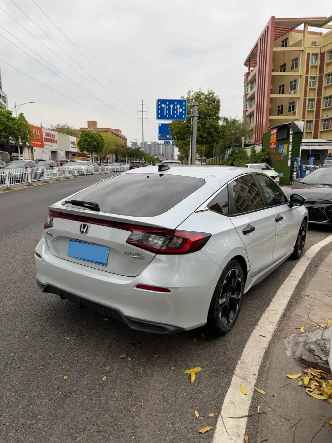 2023 Honda Civic 2.0L 143HP L4 E-CVT Hybrid,autocango,china used car exporter,china ev exporter,chinese used car exporter,chinese used ev exporter