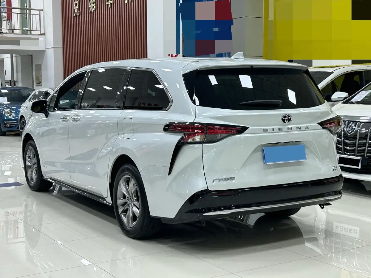 2024 Toyota Sienna 2.5L 189HP L4 E-CVT Hybrid,autocango,china used car exporter,china ev exporter,chinese used car exporter,chinese used ev exporter