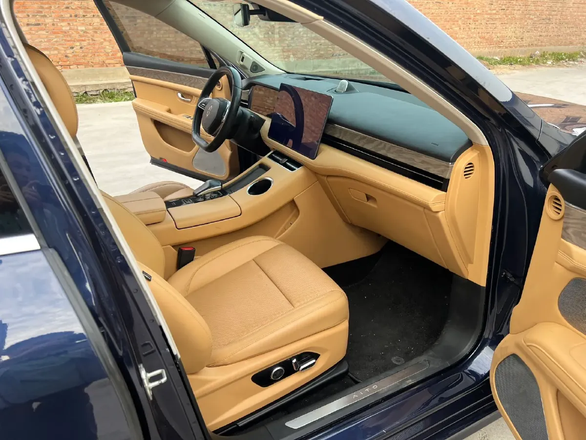 2022 Infiniti Q50L 2.0T 211HP L4 7AT,autocango,china used car exporter,china ev exporter,chinese used car exporter,chinese used ev exporter