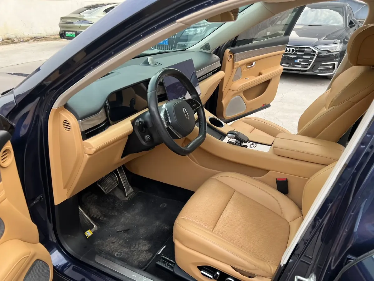 2022 Infiniti Q50L 2.0T 211HP L4 7AT,autocango,china used car exporter,china ev exporter,chinese used car exporter,chinese used ev exporter