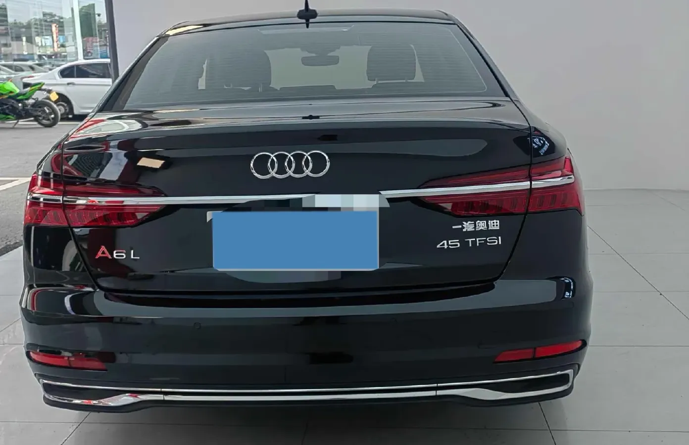 2024 Audi A6L 2.0T 245HP L4 7DCT,autocango,china used car exporter,china ev exporter,chinese used car exporter,chinese used ev exporter